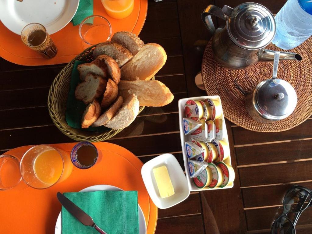 Casa Paca Alhucemas Guesthouse B&B المظهر الخارجي الصورة